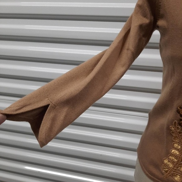 Ann Taylor Sweater - Picture 3 of 8